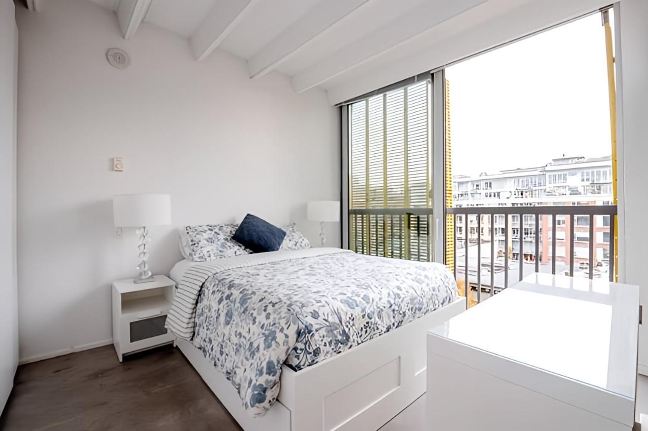 Modern, Bright & Central 1-Bed Downtown Apt Close To Rogers Arena Vancouver Eksteriør billede